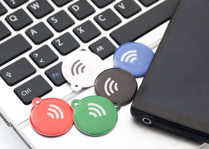 ¿Cuál conviene más usar con etiquetas?